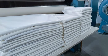 Profesion&aacute;ln&iacute; pran&iacute; pro hotely a penziony v Třeb&iacute;či, Znojmě, Telči, N&aacute;mě&scaron;ti nad Oslavou i cel&eacute;m regionu Vysočina.